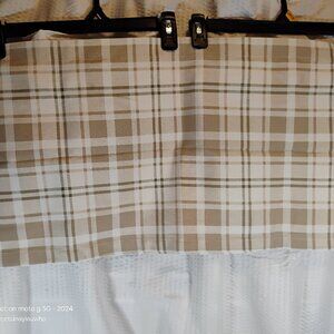 valances Set of 2 long panels tan n beige plaid Made in Pakistan Mainstays brand
